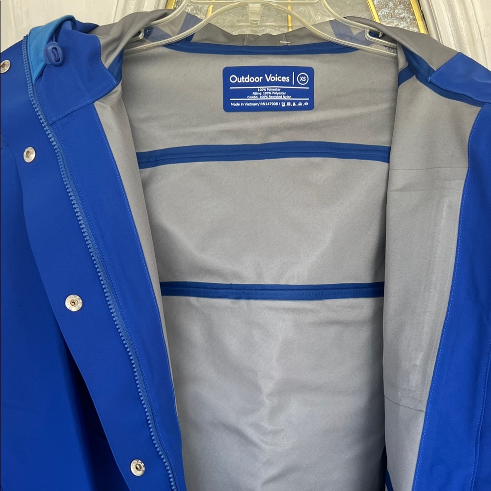 Outdoor Voices Marine Blue Rain Jacket NWOT - Picture 8 of 9